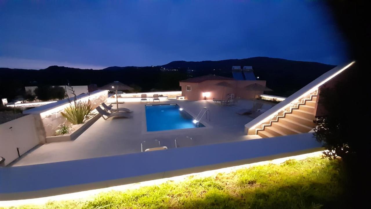 Georgioupoli Studio 2 With A Pool And Lake Views Exterior foto